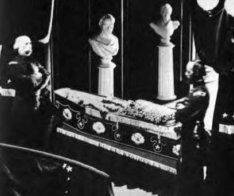 New 5x7 Photo President Abraham Lincoln  Coffin and Catafalque in New York 